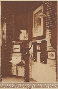 870913 Afbeelding van een hoekje in een tentoonstellingszaal van het onlangs geopende Nederlands Brandweermuseum (Lange ...